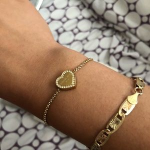 Beautiful gold heart bracelet worn once